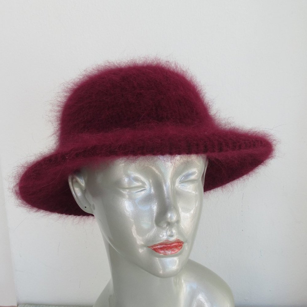 VTG Hudson's Hat Women’s Angora Wool Hat, Very Warm Sz S/M 21.5" Circumference